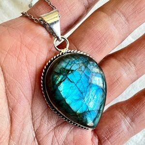 925 BRIGHT Blue Flash Labradorite Pendant Necklace